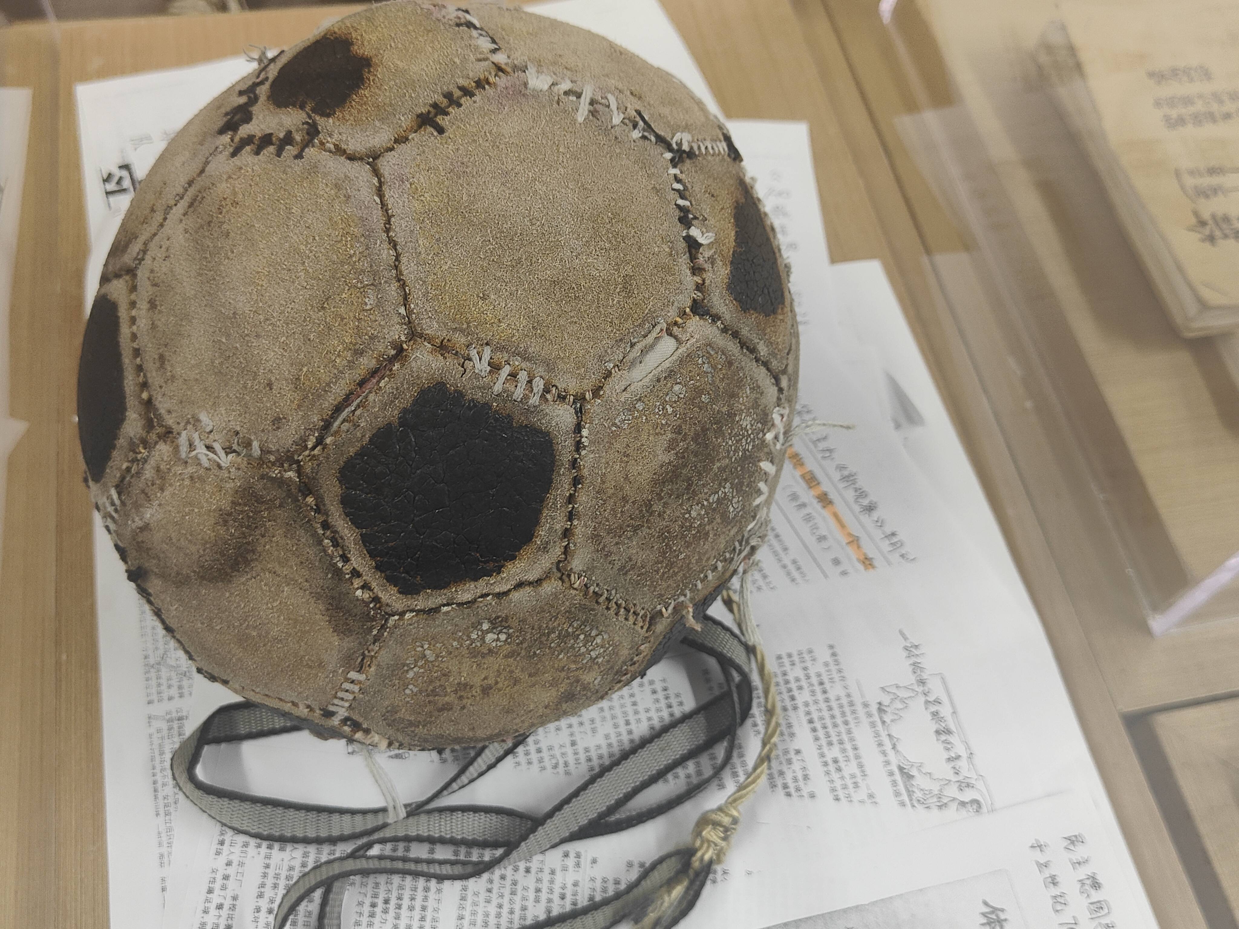 追光 | 請(qǐng)國手帶訓(xùn)練，選社團(tuán)挑花眼……中學(xué)體育發(fā)展有妙招